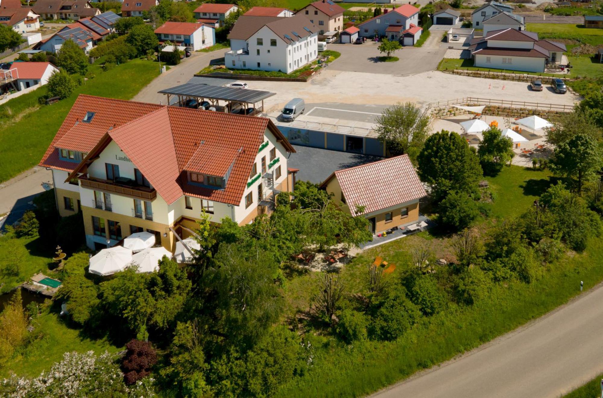 Landhotel Kirchberg Kirchberg an der Jagst Exterior foto